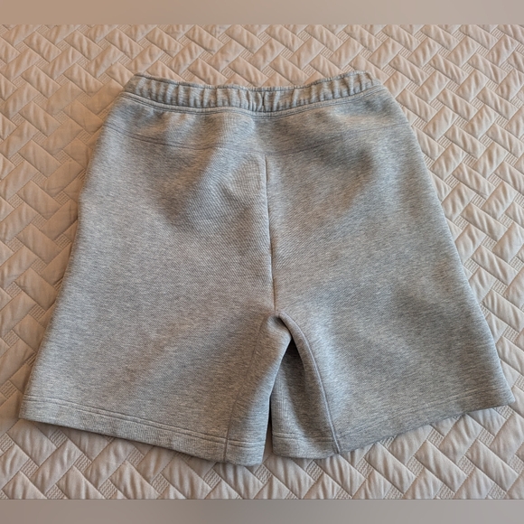 Nike Sportswear Tech Fleece ShortsDark Grey Heather/Black LA Clippers Sz.L - Picture 5 of 6